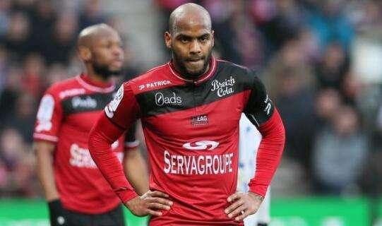 威廉希尔中文站-甘冈主场保持不败，取得重要三分！