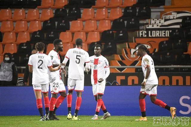 山查诺多回乡告捷，少有胜绩