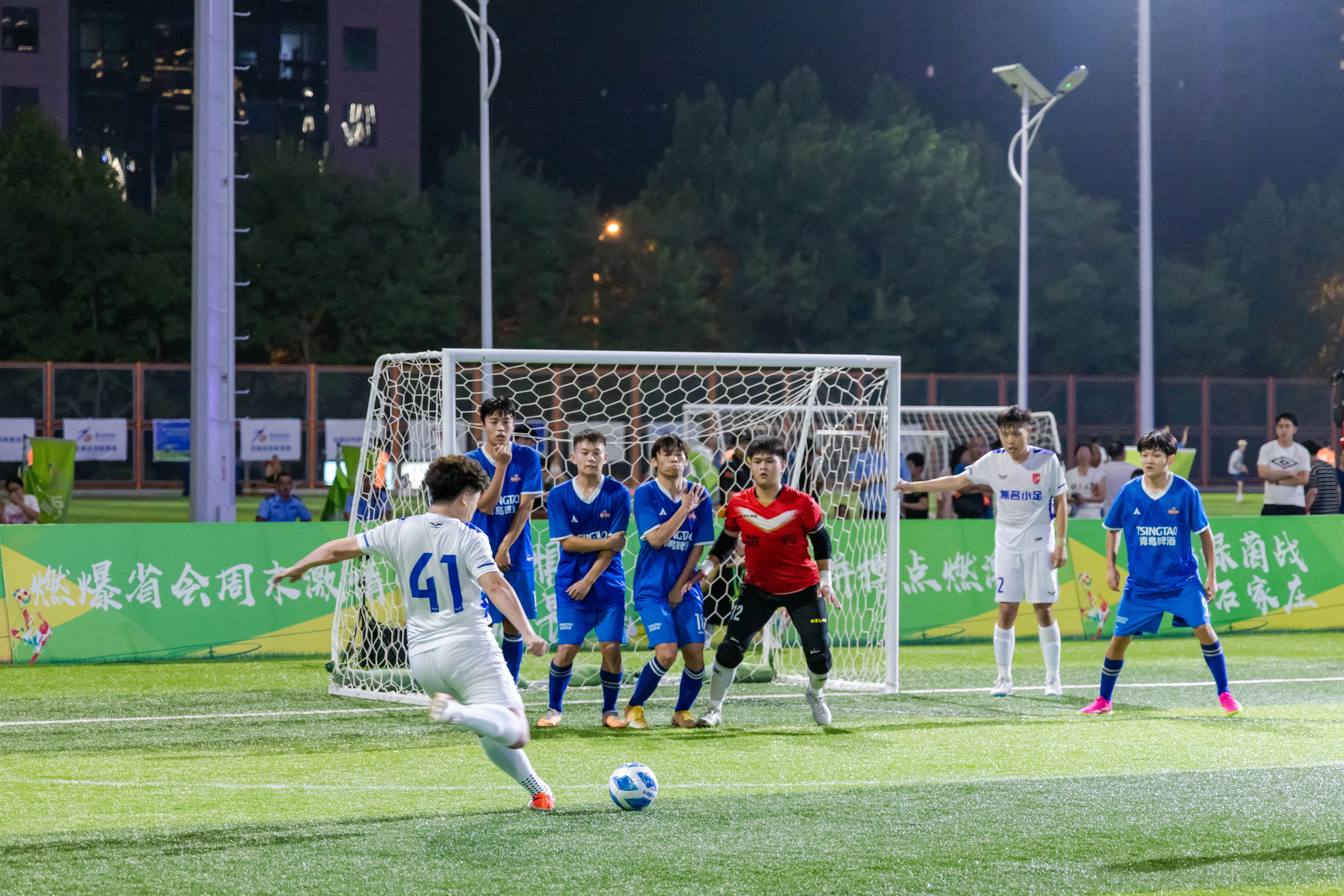 英国威廉希尔-惊心震魄！国内足球擂台比赛最新消息