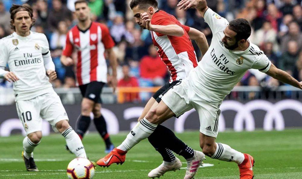 皇马主场轻松击败马洛卡，拉莫斯梅开二度！