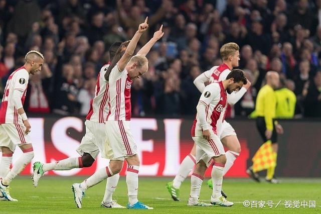 阿贾克斯逆袭晋级欧冠四强！