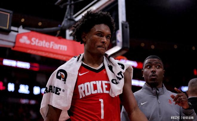 火箭队锋线深度不足，哈登意欲求购强援改善阵容