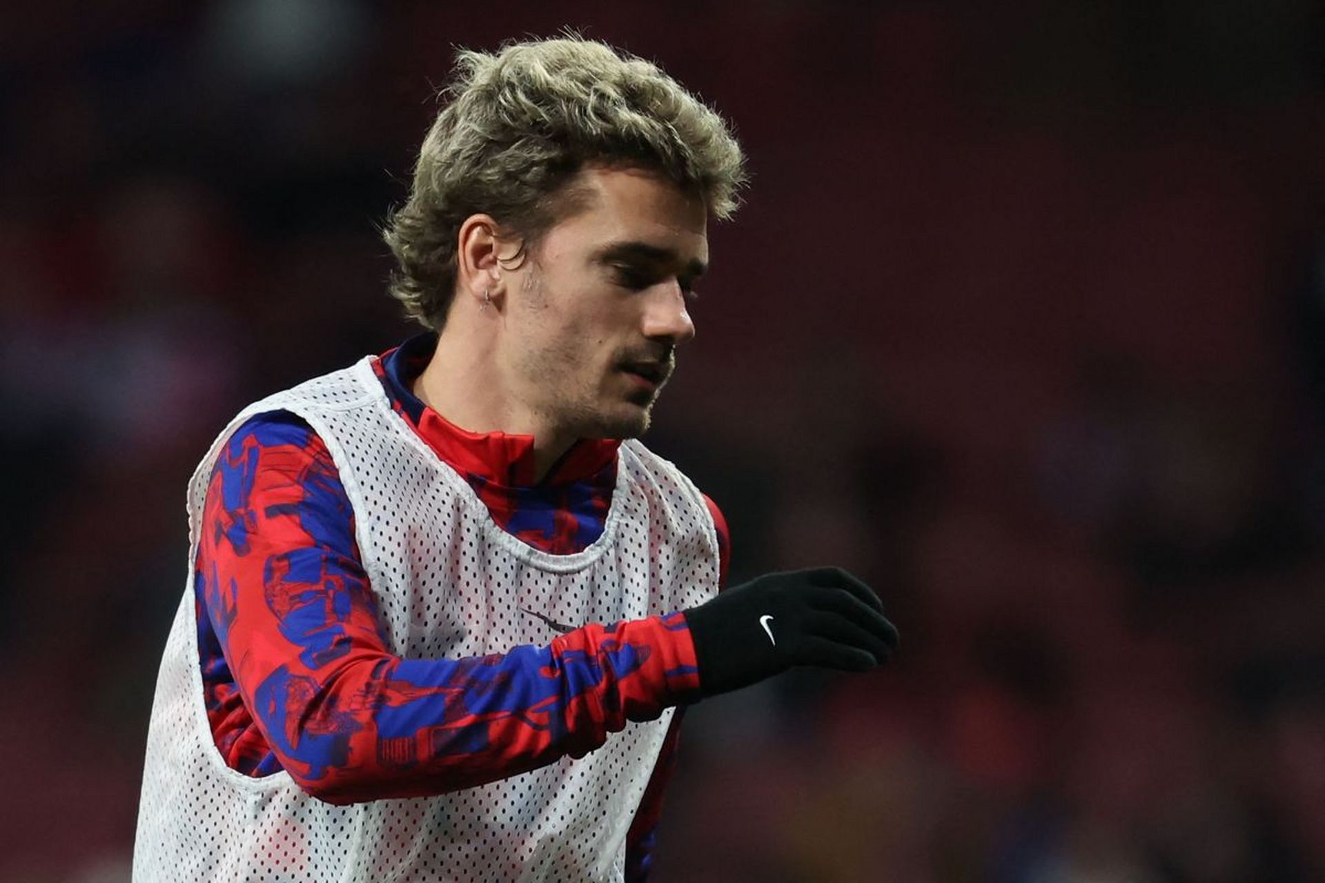 格拉纳达主场大败，遭遇保级困境