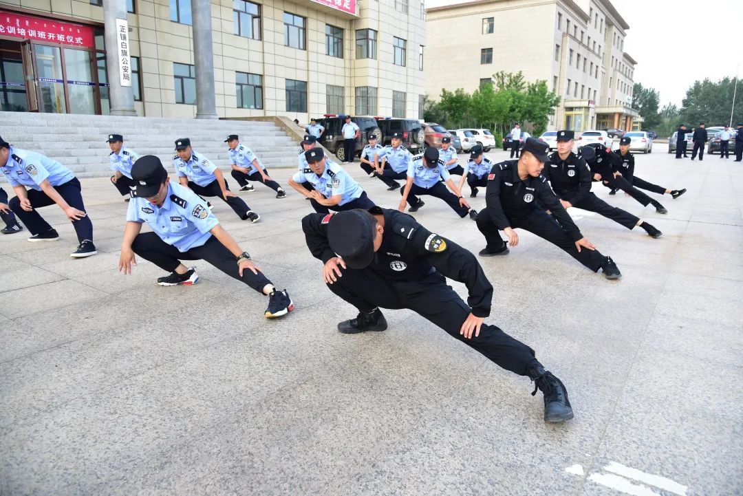 精神抖擞墨西哥队士气高昂