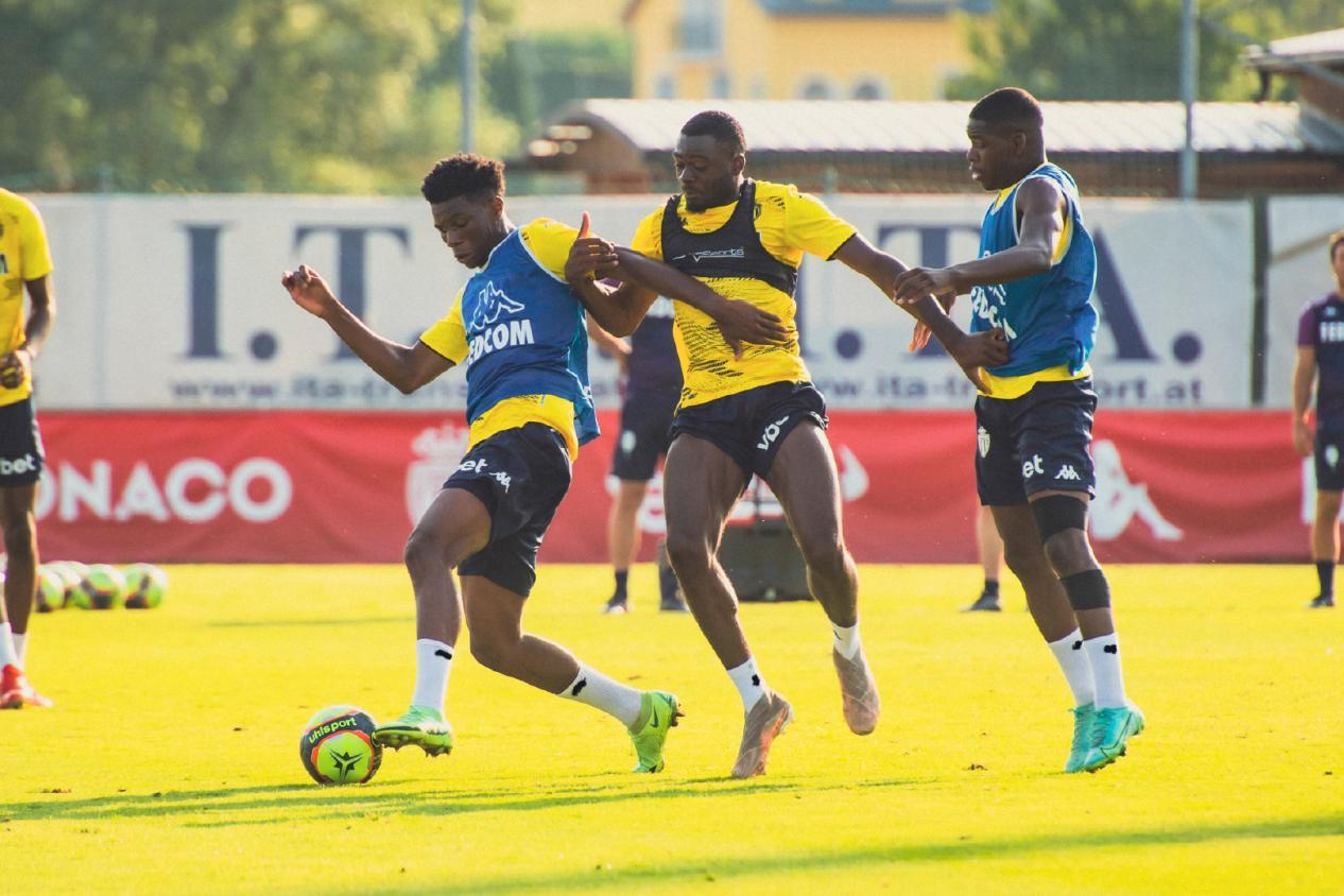 朗斯客场告捷洛里昂，豪取客场赛季首胜