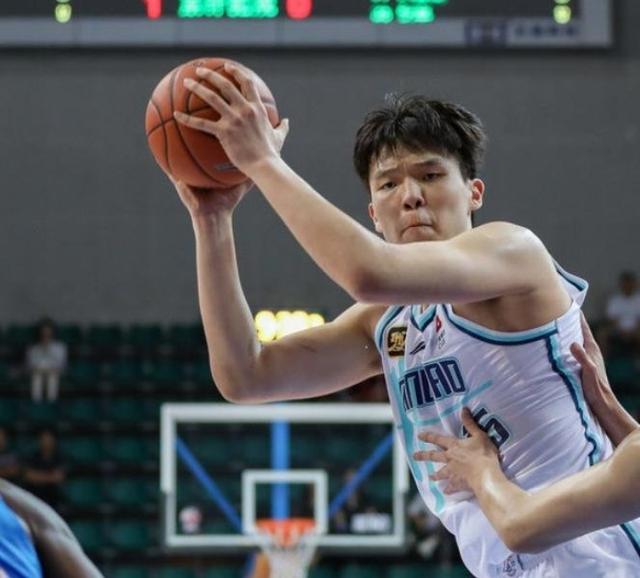 辽宁队在比赛中率先打破僵局，取得优势