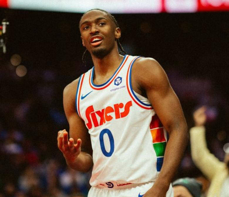 卡昂对阵图卢兹的比赛中陷入苦战