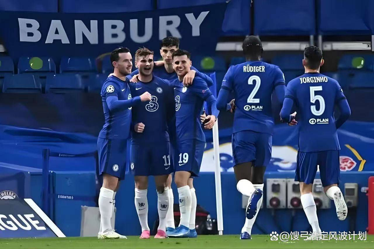 狼队门将萨雷斯表现抢眼，但球队主场败给曼城