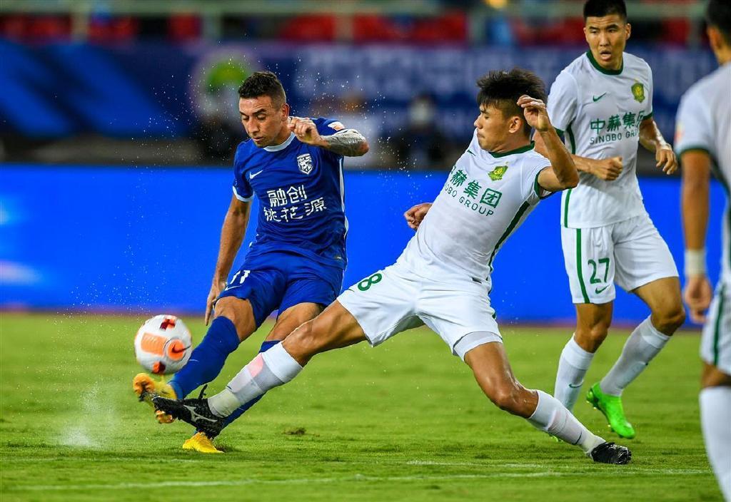 海南队险胜贵州队，积分榜处境渐好