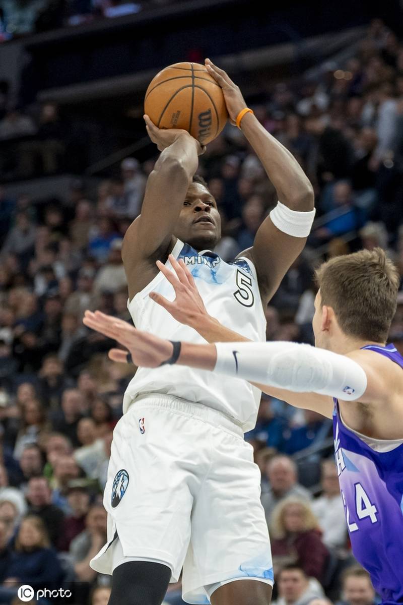 森林狼击败骑士，爵士取得两连胜