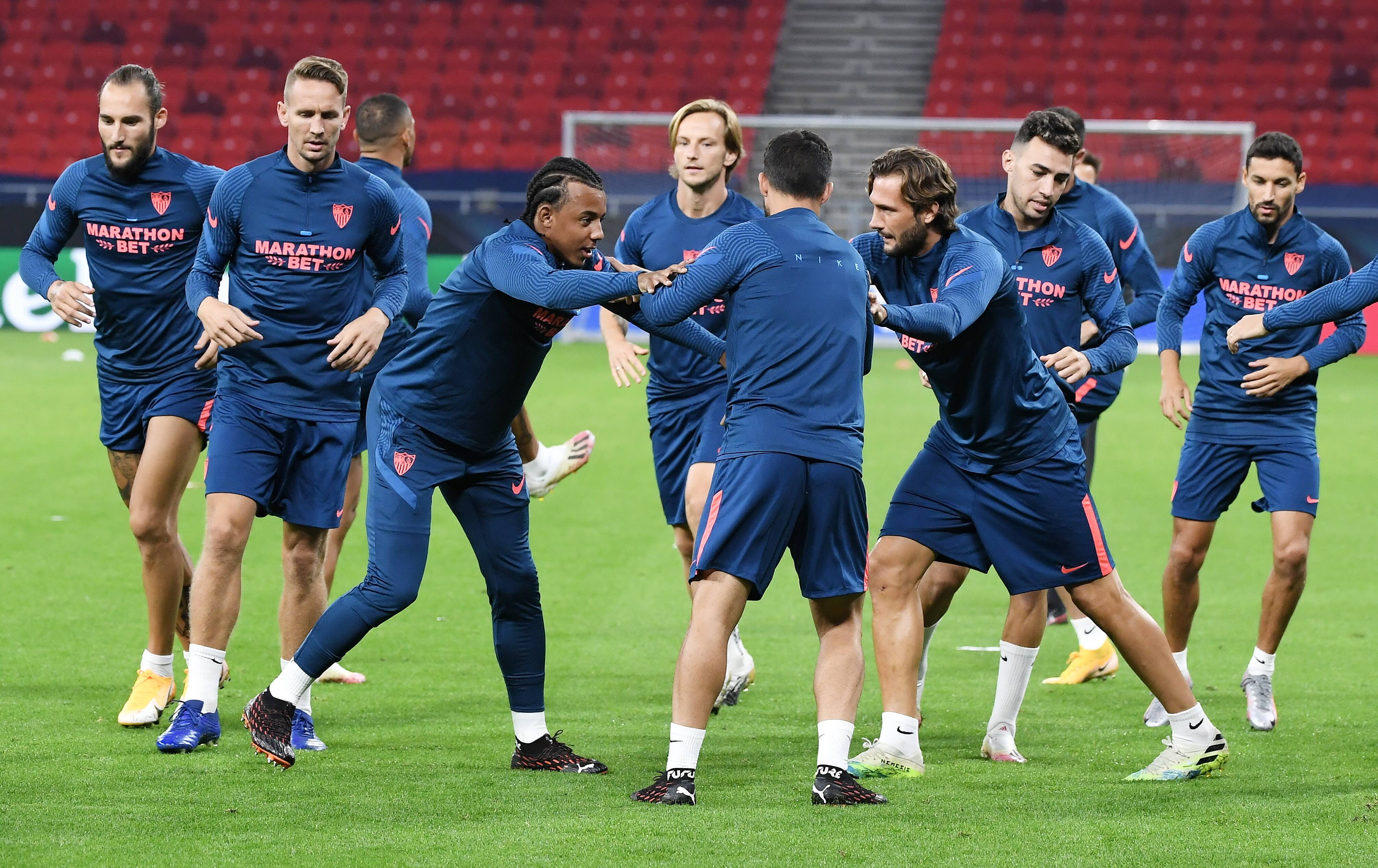 匈牙利国家队屡遭打击，备战艰难