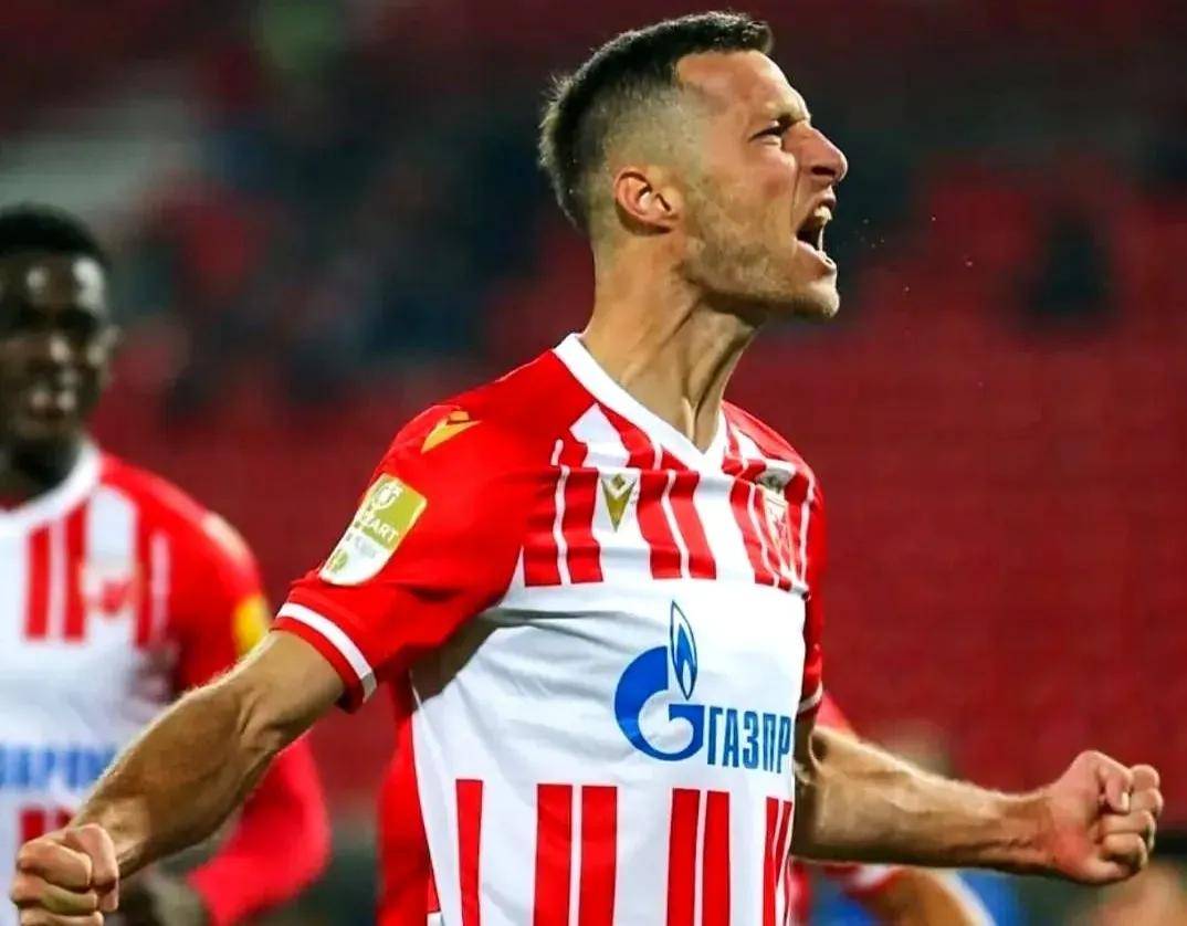 斯帕尔主场惨败,降级阴云笼罩球队 斯帕尔主场惨败,降级阴云笼罩球队