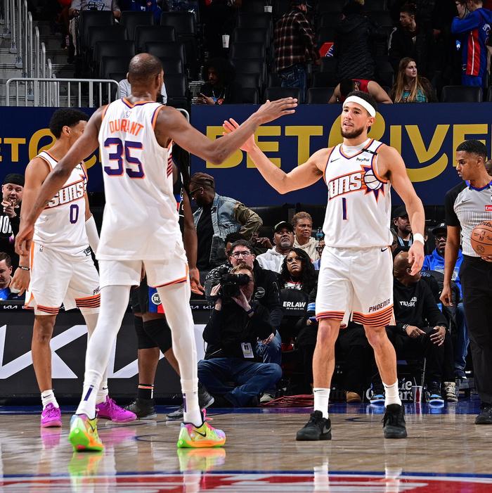 步行者大胜灰熊，东区豪强彰显实力