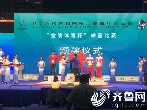 加拿大队实力雄厚,执掌重举夺得铜牌 加拿大队实力雄厚,执掌重举夺得铜牌