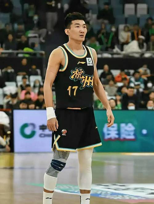 惊险比分，球队险胜保持领先