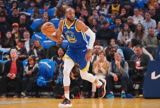 勇士客场逆袭黄蜂，伊戈达拉绝杀成胜利英雄