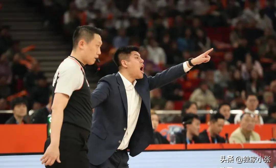 澳大利亚队引进外援，实力大增备战大赛！