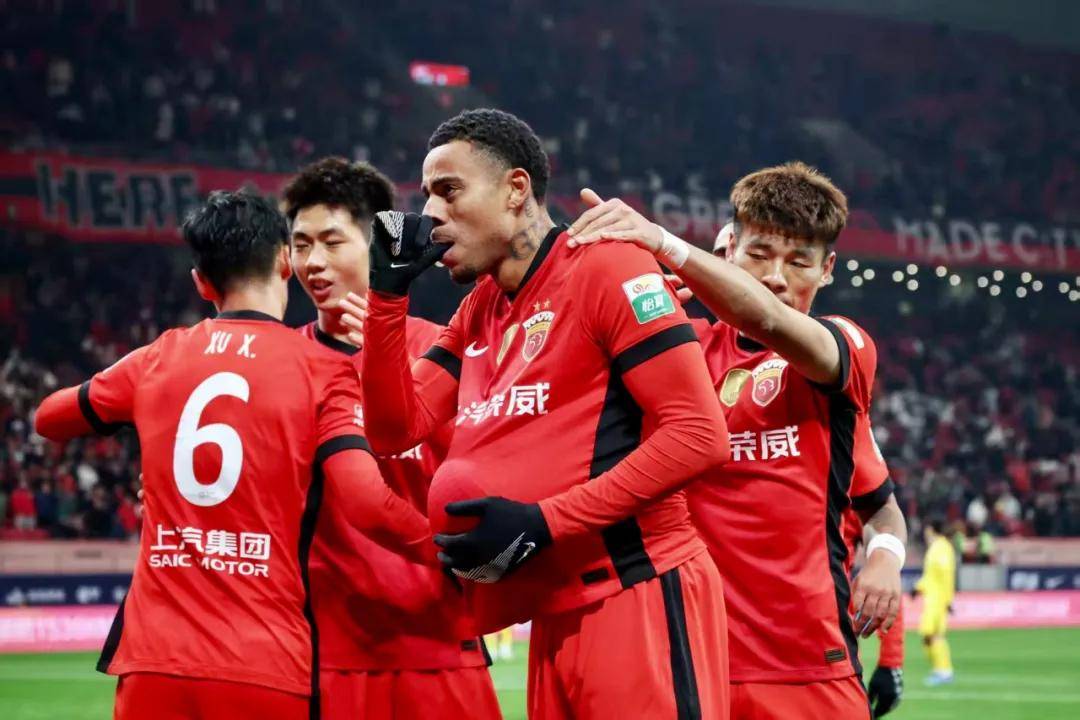 争冠球队在赛季中期遭遇连败