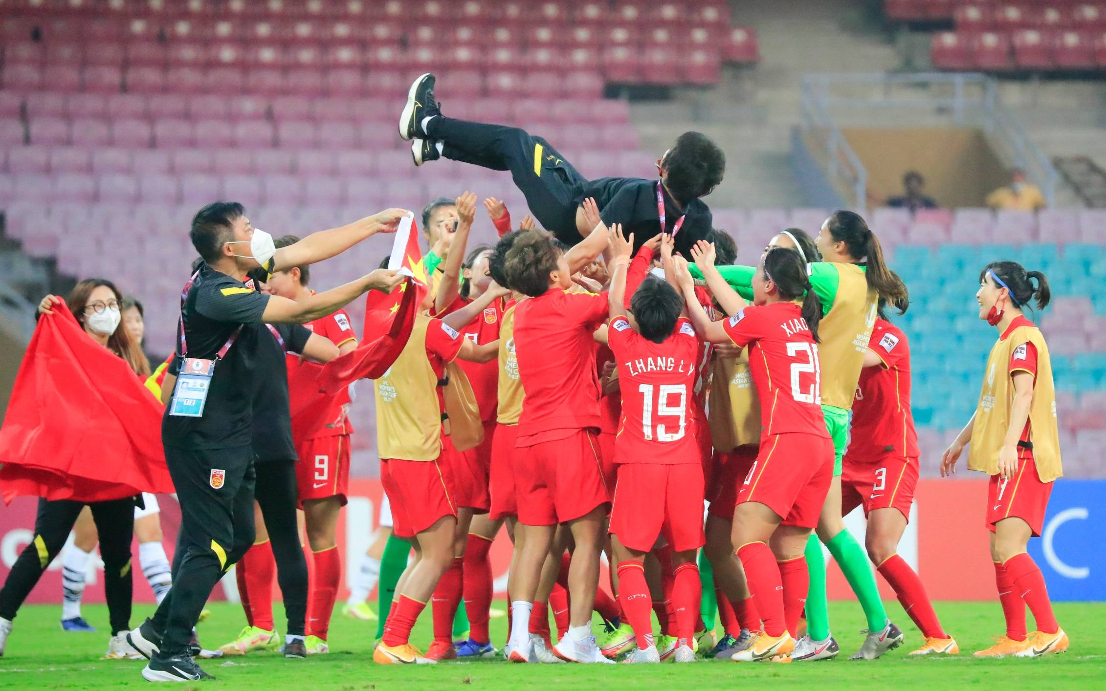 中国女足以实力取胜，斩获亚洲杯足球赛冠军