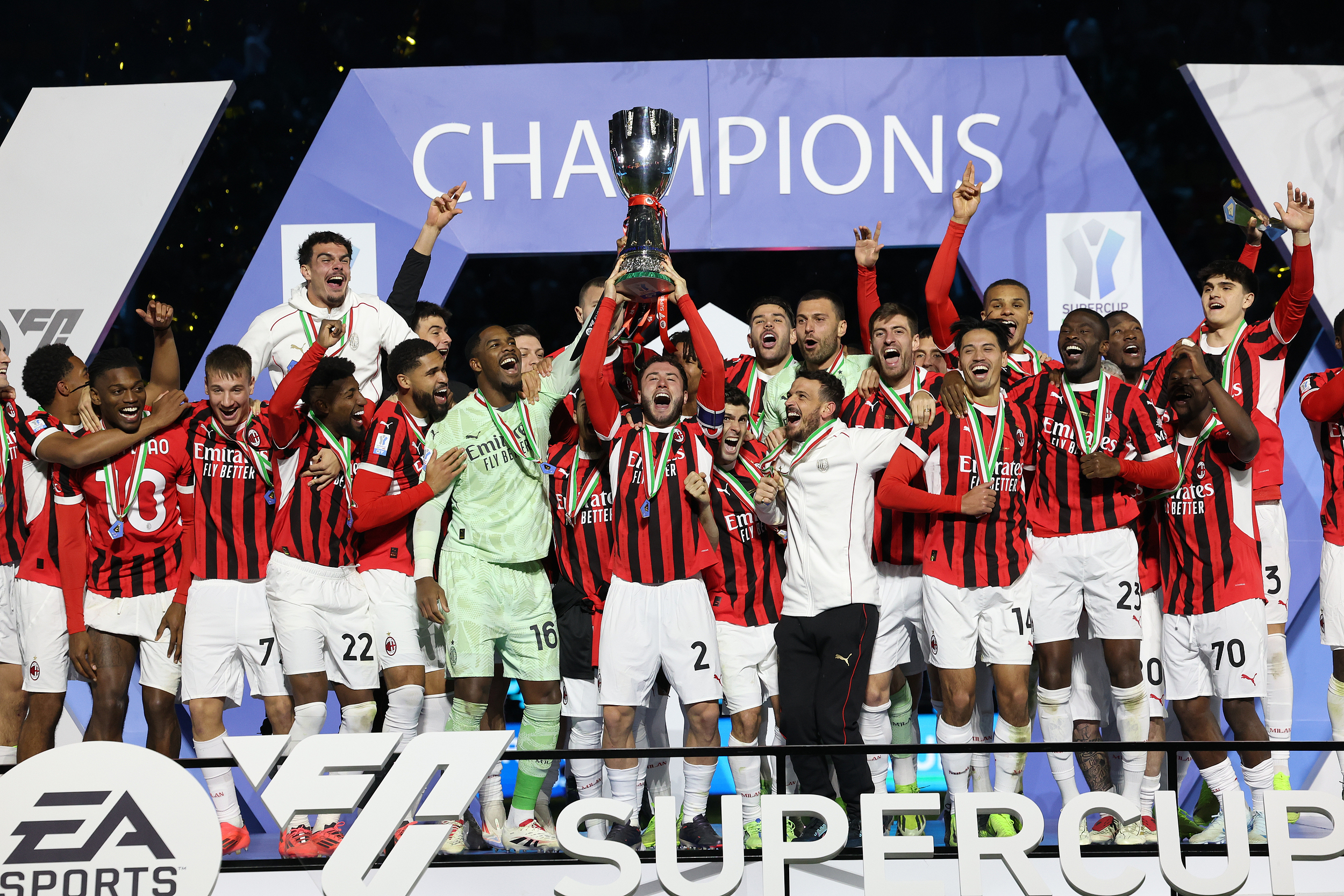 汉堡联主场再度夺胜，球迷欣喜