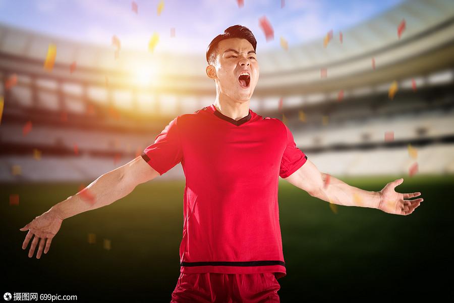 巴黎球迷欢呼胜利，球队实力不可忽视