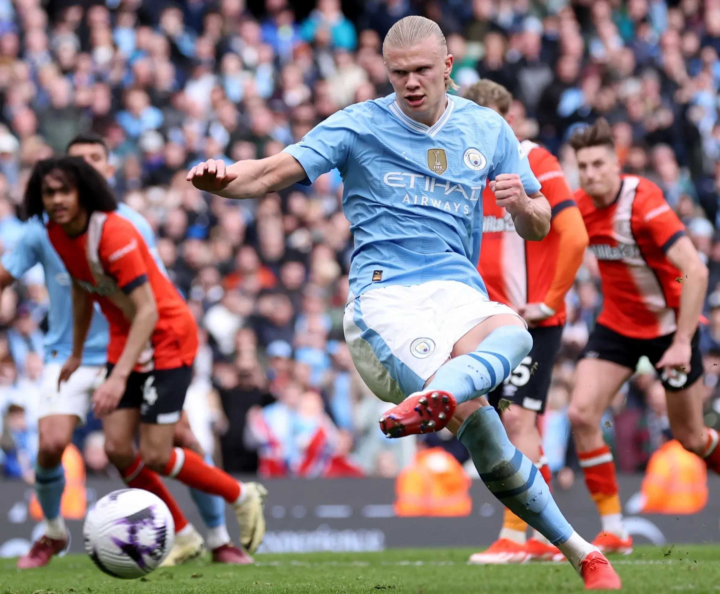 英国威廉希尔-曼城客场3比1战胜莱斯特城，提前锁定胜局