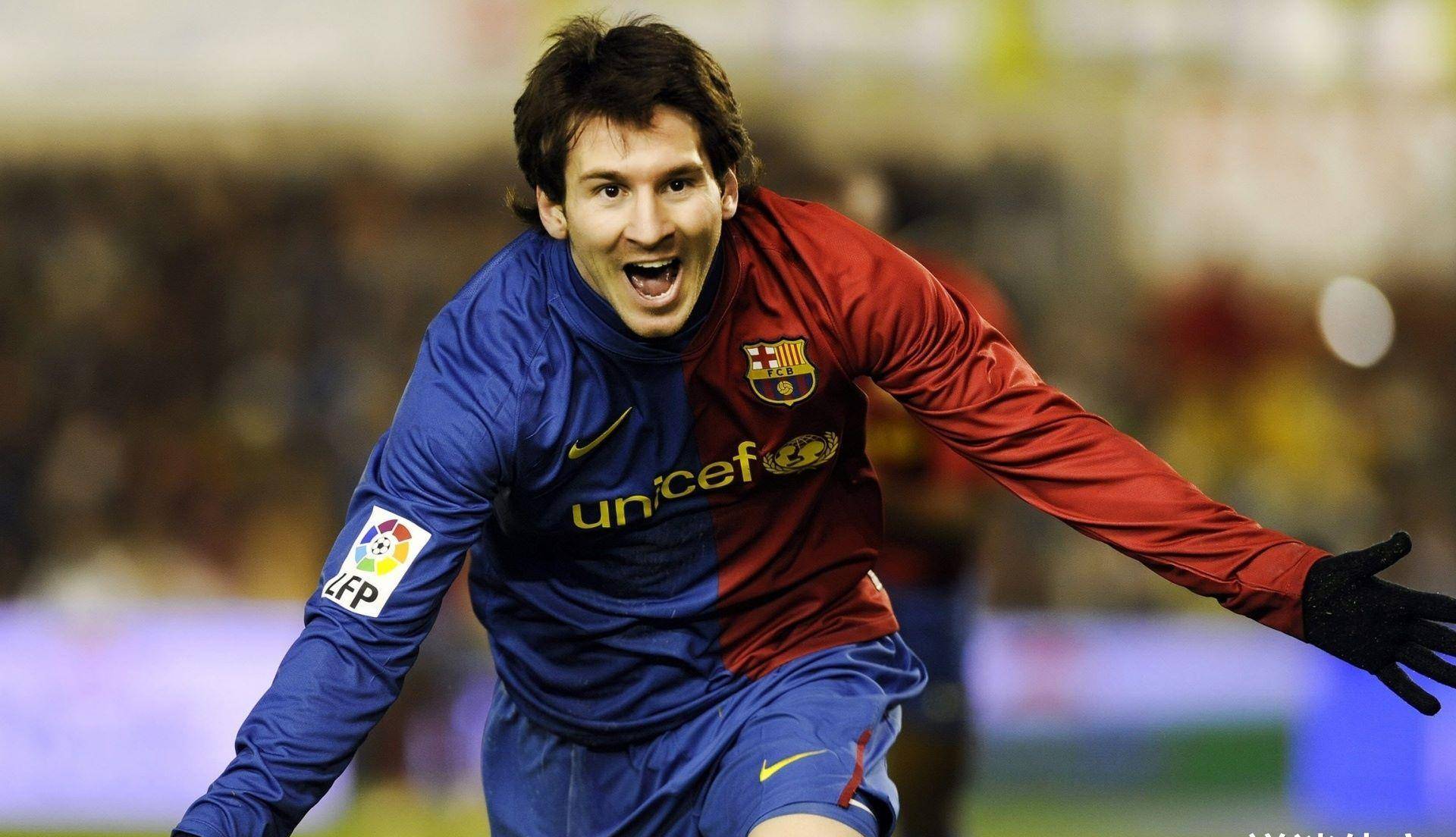 梅西个人表现亮眼，巴萨团队荣耀