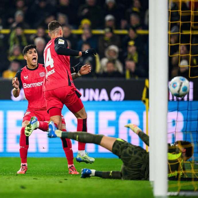 慕尼黑红牛绝杀，勒沃库森势不可挡