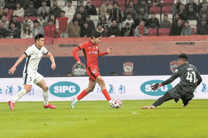 上港vs申花！上海德比背后的情感纠葛