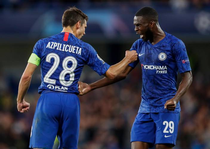 哈德斯菲尔德主场逼平切尔西，保持不败纪录