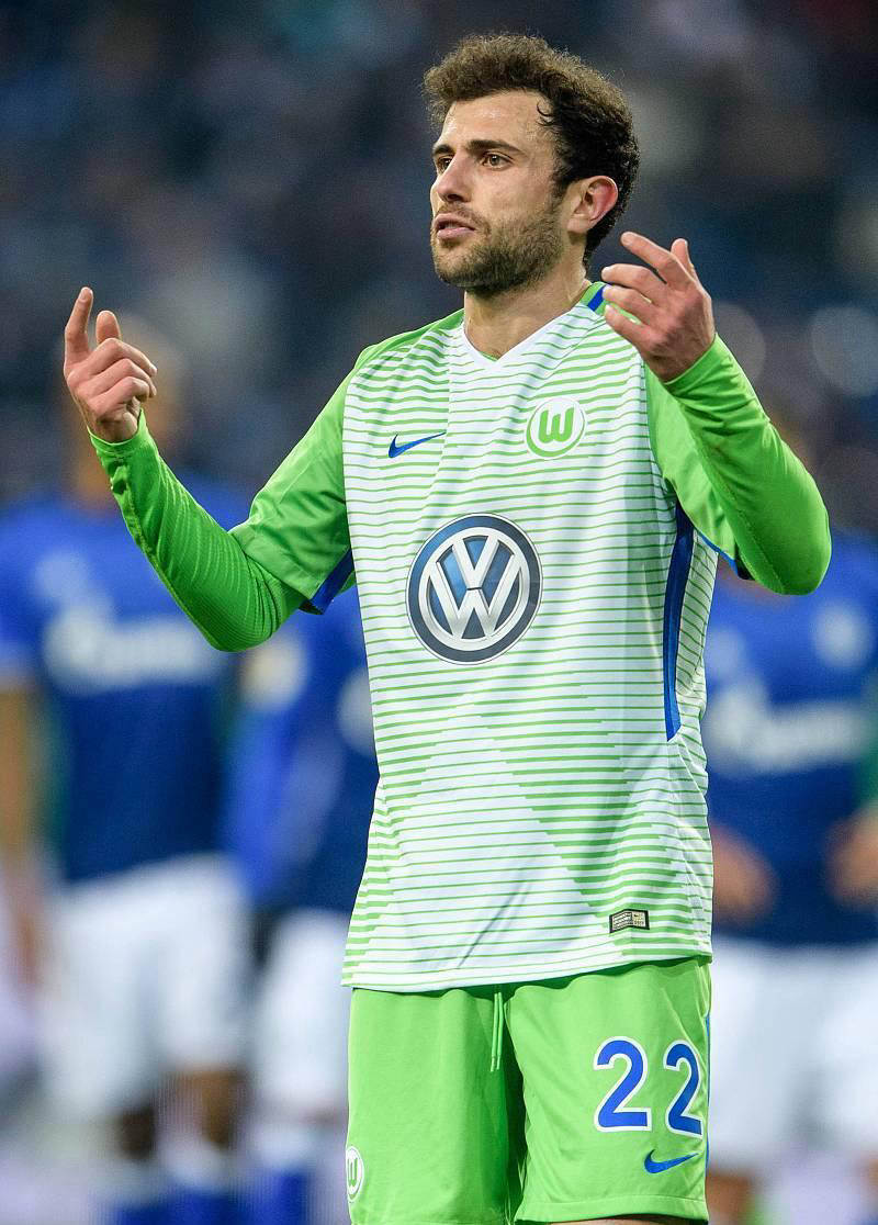 沃尔夫斯堡客场险胜，喜迎关键胜利