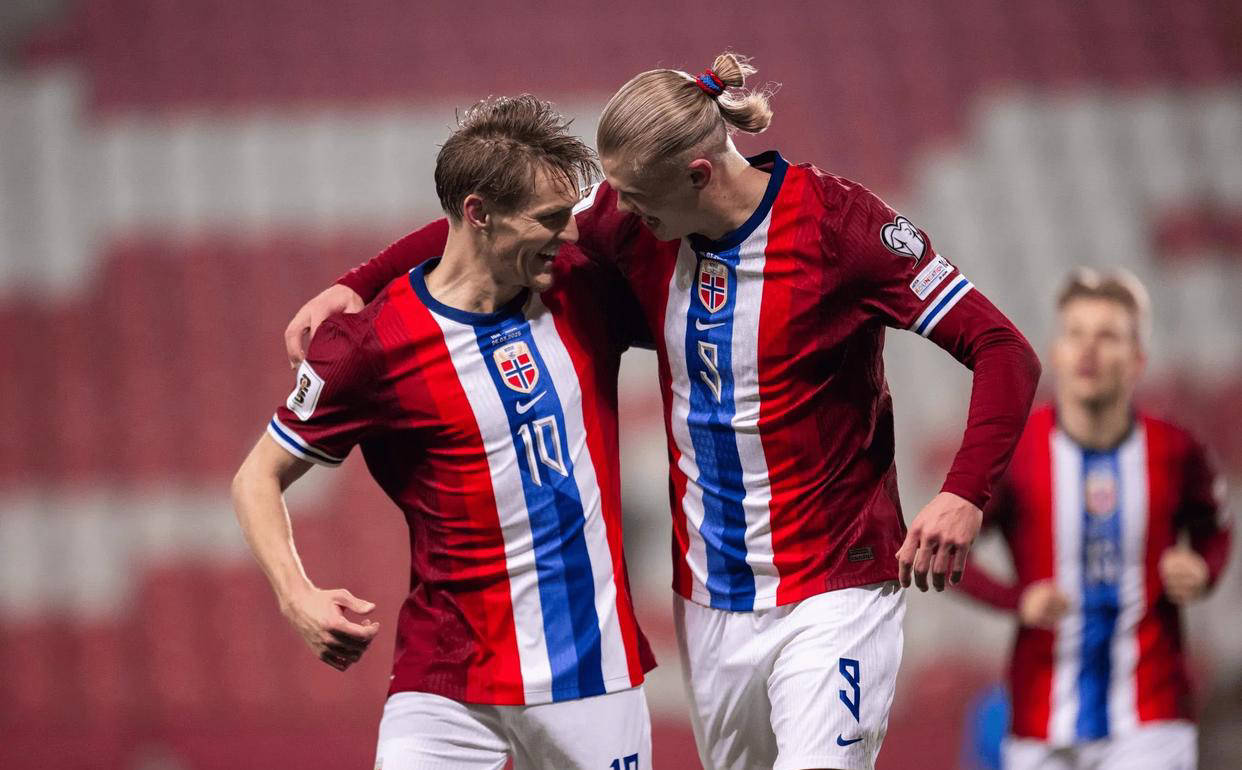 挪威队在比赛中击败对手,坐拥积分榜榜首 挪威队在比赛中击败对手,坐拥积分榜榜首