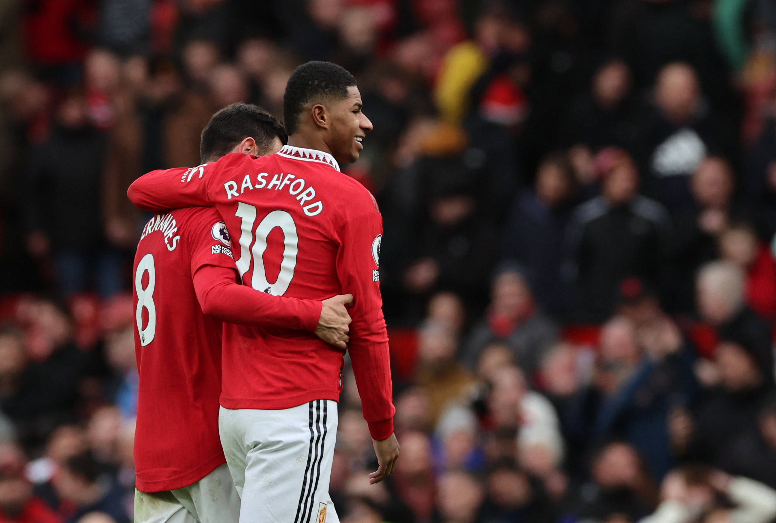 曼城锋线犀利，取得横扫胜利