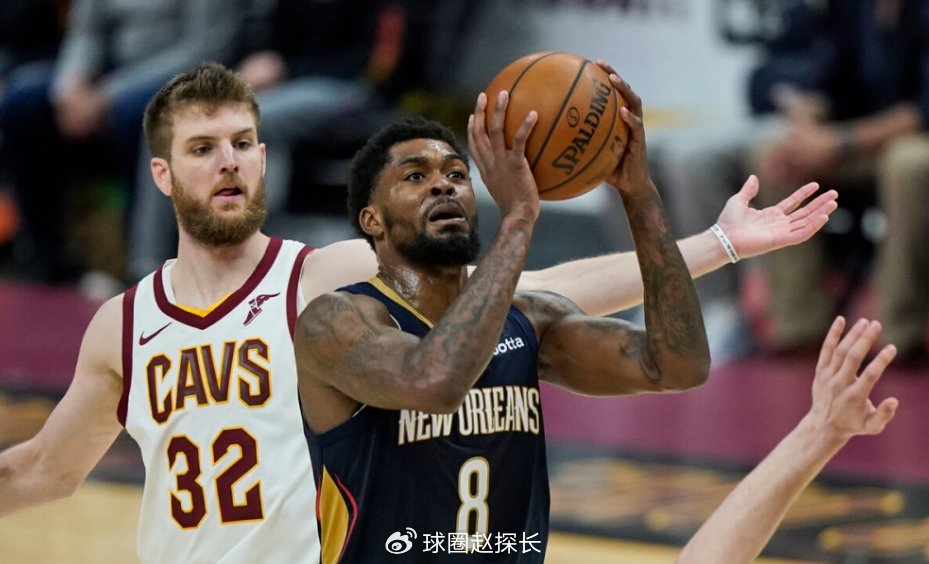 高空对决：鹈鹕对决太阳，谁将笑到最后？