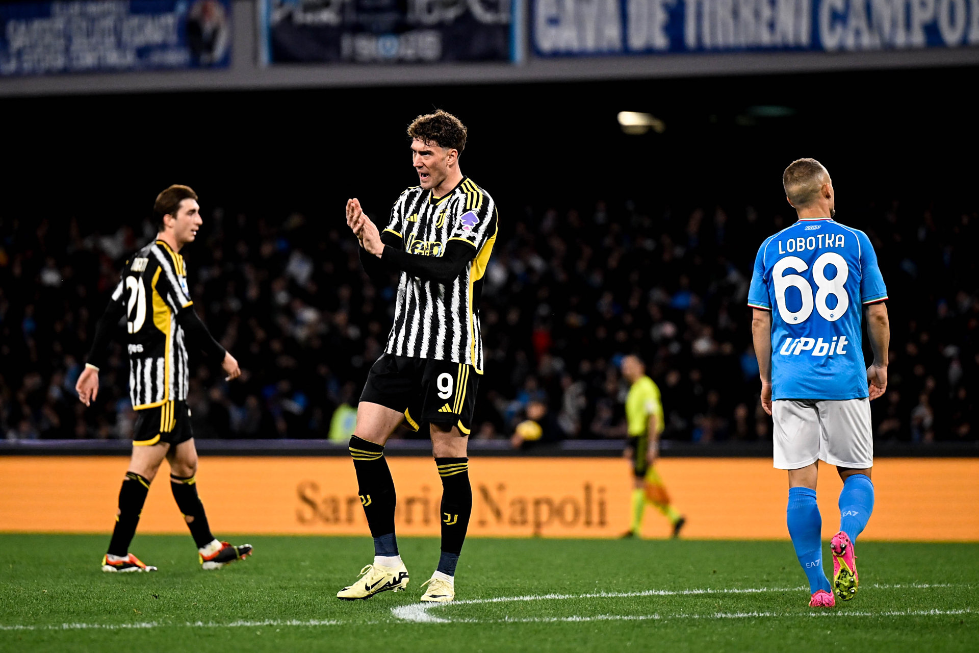 尤文图斯客场艰难击败那不勒斯