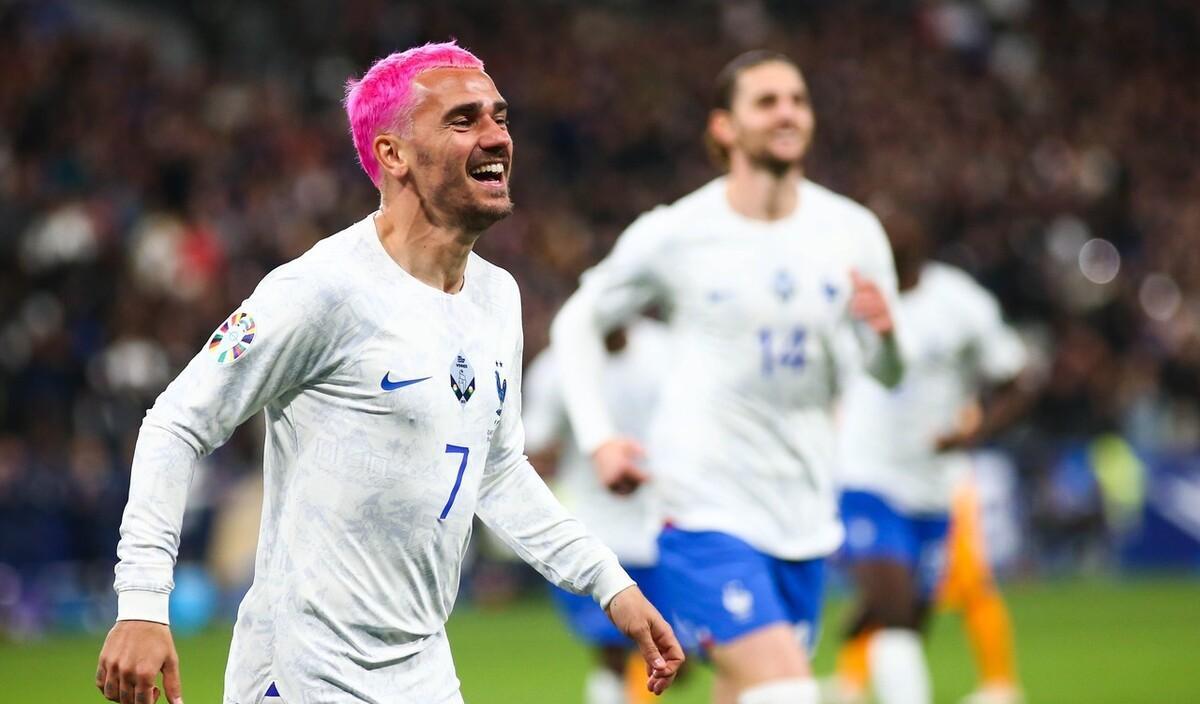 小组领跑者:罗马尼亚队击败北马其顿,夺冠机会 小组领跑者:罗马尼亚队击败北马其顿,夺冠机会