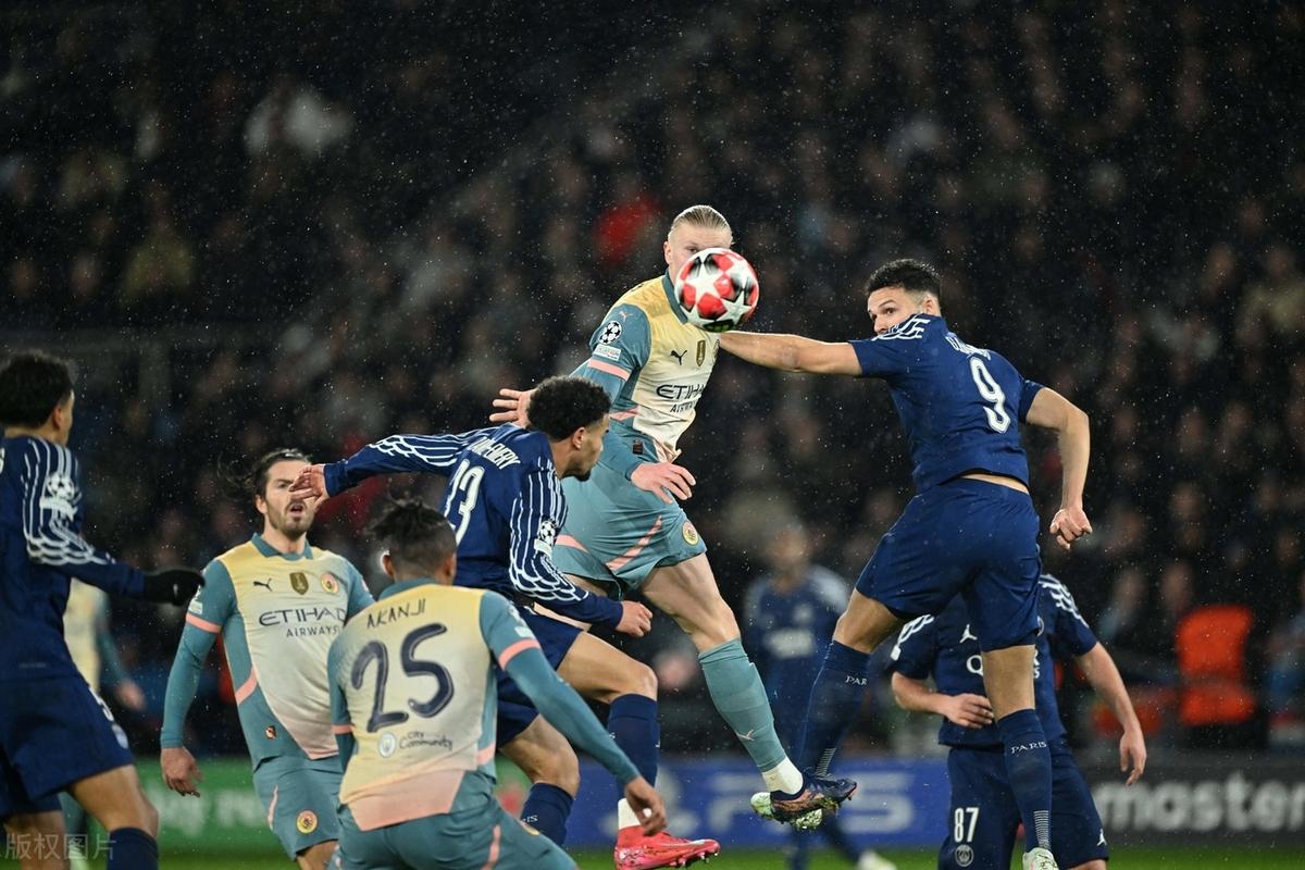 曼彻斯特城表现出色，轻松击败对手