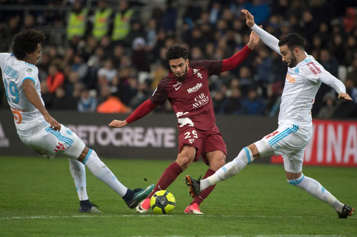 昂热客场不敌梅斯，遭遇失利