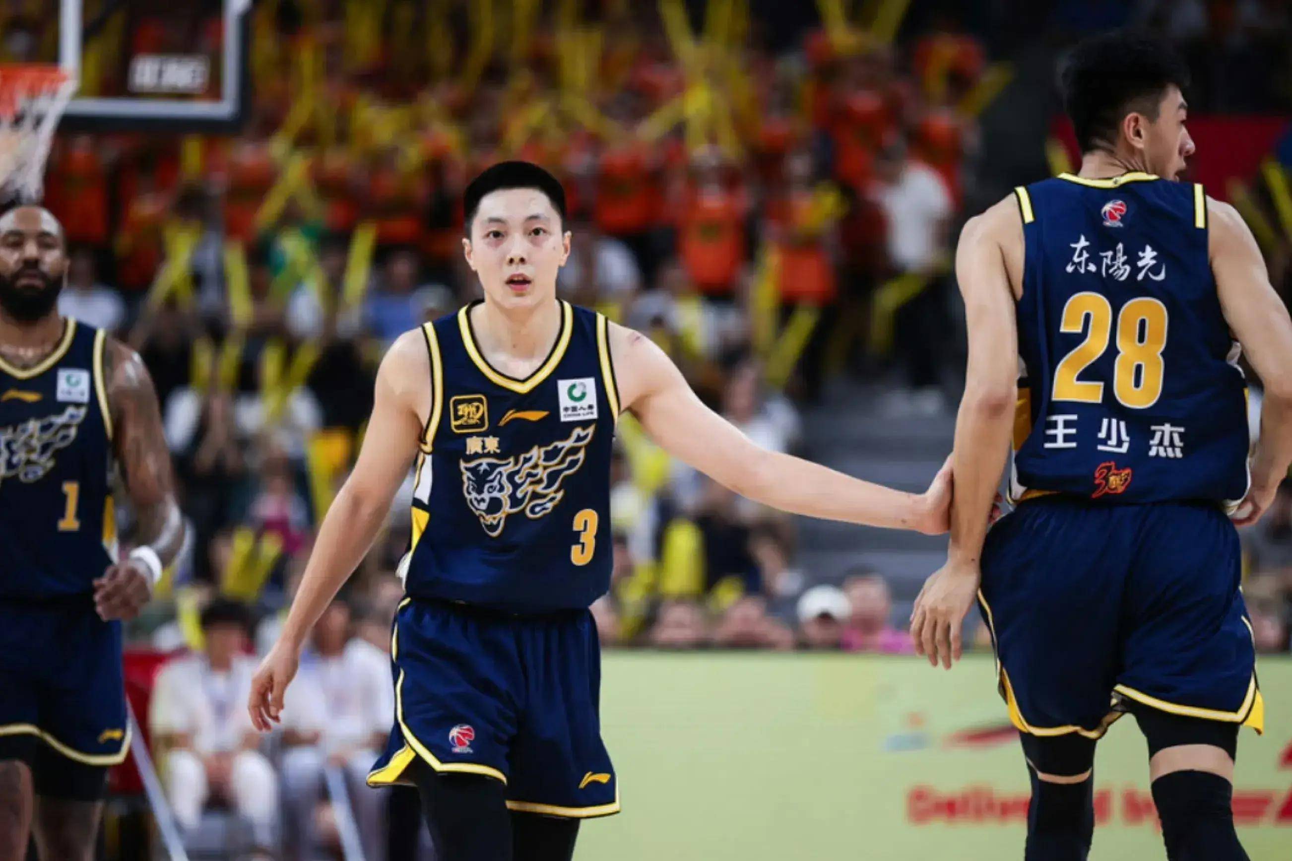 广东球员表现抢眼，球队统治力不可小觑