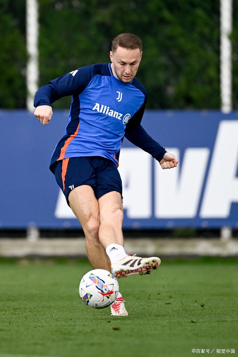 博洛尼亚主场战平那不勒斯，争取保级之路再起波澜