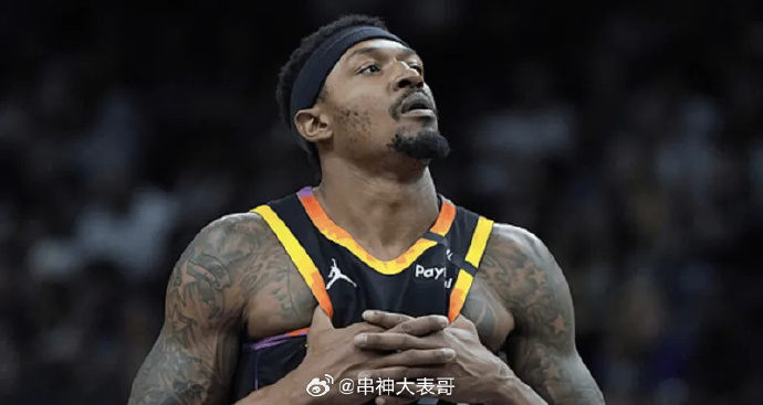 太阳逆转马刺,取得季后赛资格 太阳逆转马刺,取得季后赛资格