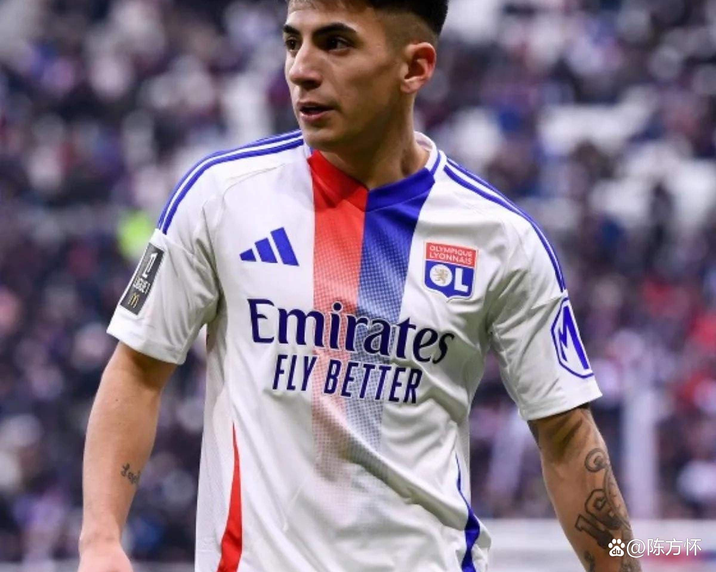 里昂士气正佳，法国顶级联赛竞争日益激烈