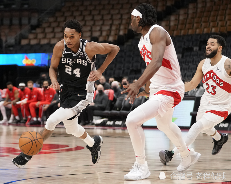 猛龙险胜马刺，推铁波海豚向季后发起