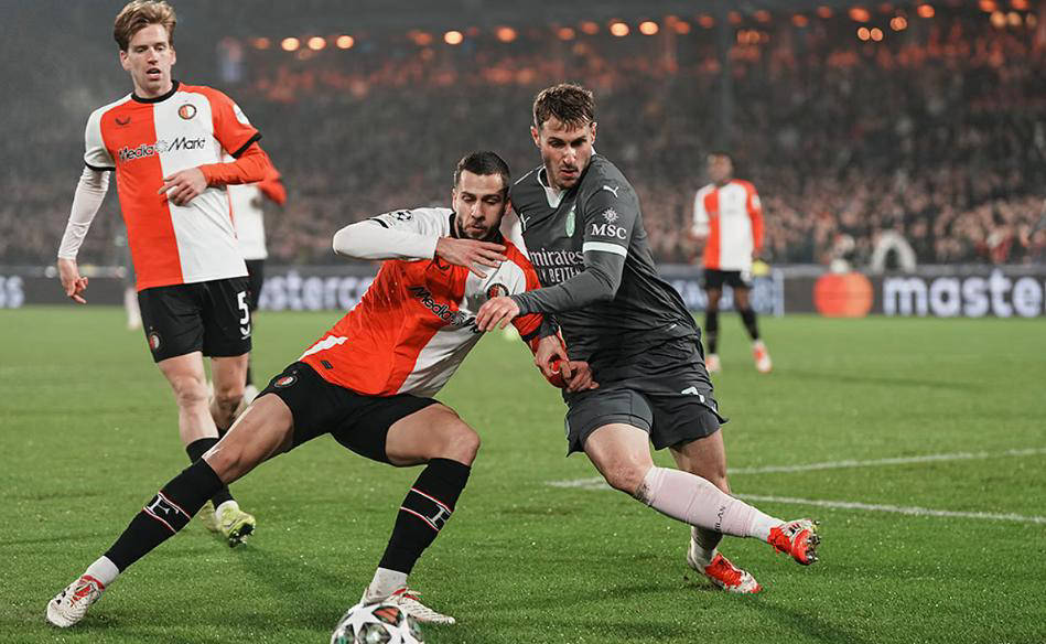 AC米兰逆转费耶诺德，提前晋级淘汰赛