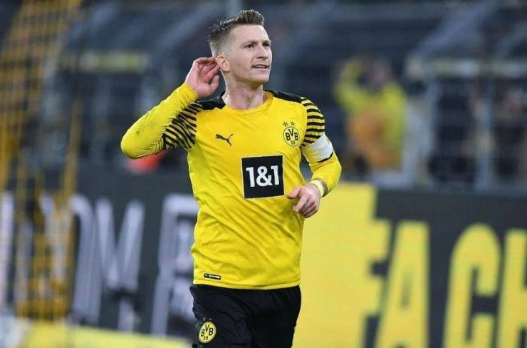 柏林赫塔重获胜利，走出连败困境