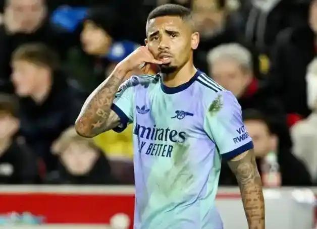 利物浦紧咬曼城，争夺英超权杖