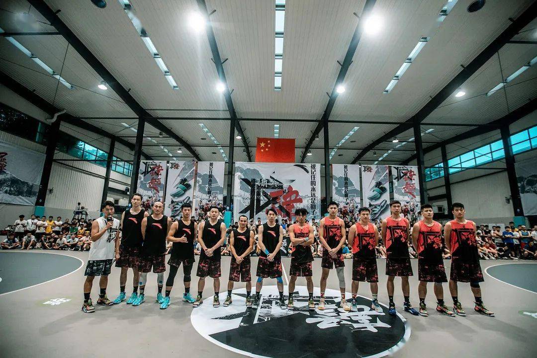 英国威廉希尔-默契无间，上下助攻，火力全开，混战一触即发