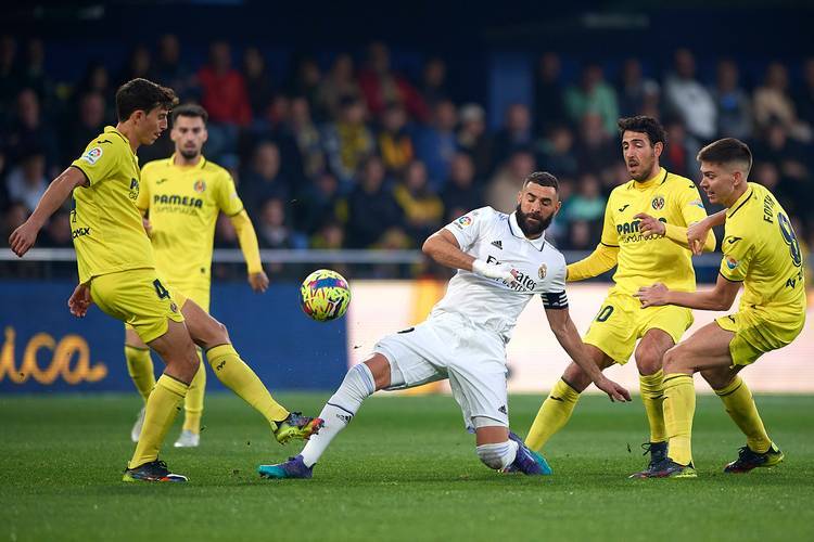 比利亚雷亚尔主场大捷，稳步前进