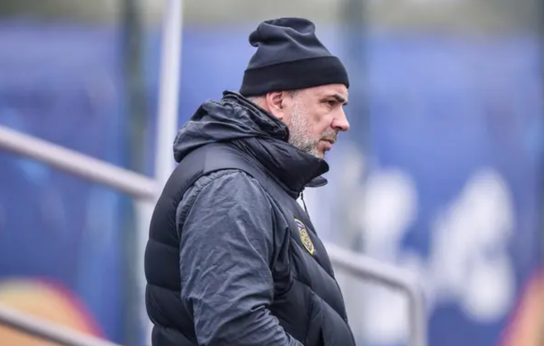 巴恩斯利联队客场逆转成功，球员备战下一场比赛