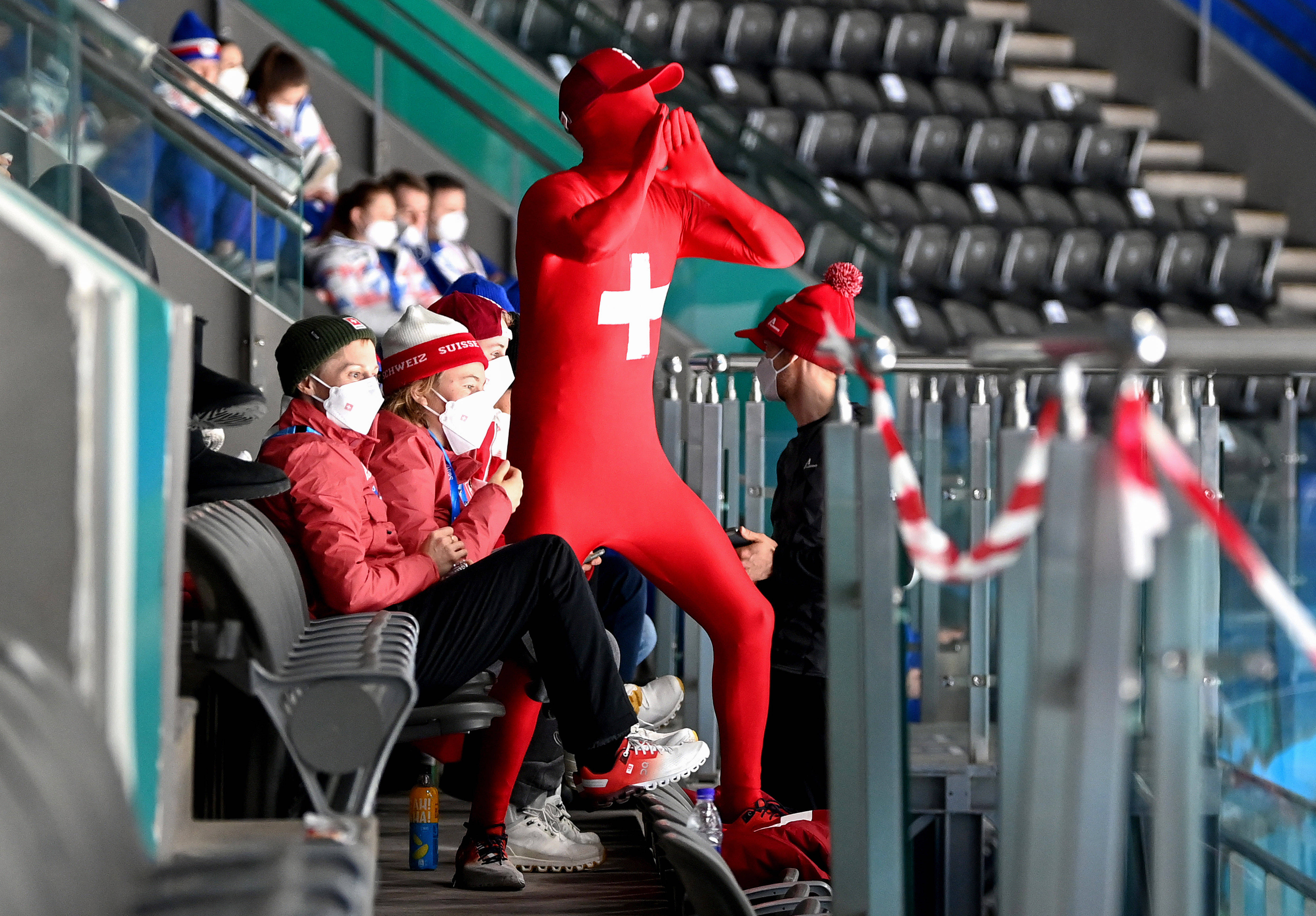 伏特加酒下的乌克兰，捷克小组出线